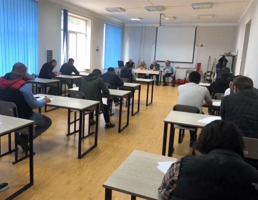 საკვალიფიკაციო გამოცდები ექვს დუალურ პროფესიულ საგანმანათლებლო პროგრამაზე